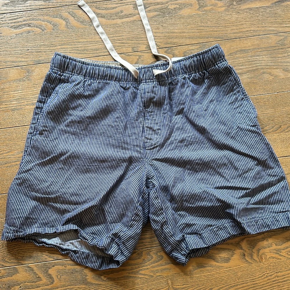 BANANA REPUBLIC - 8” inseam linen drawstring shorts - MEDIUM